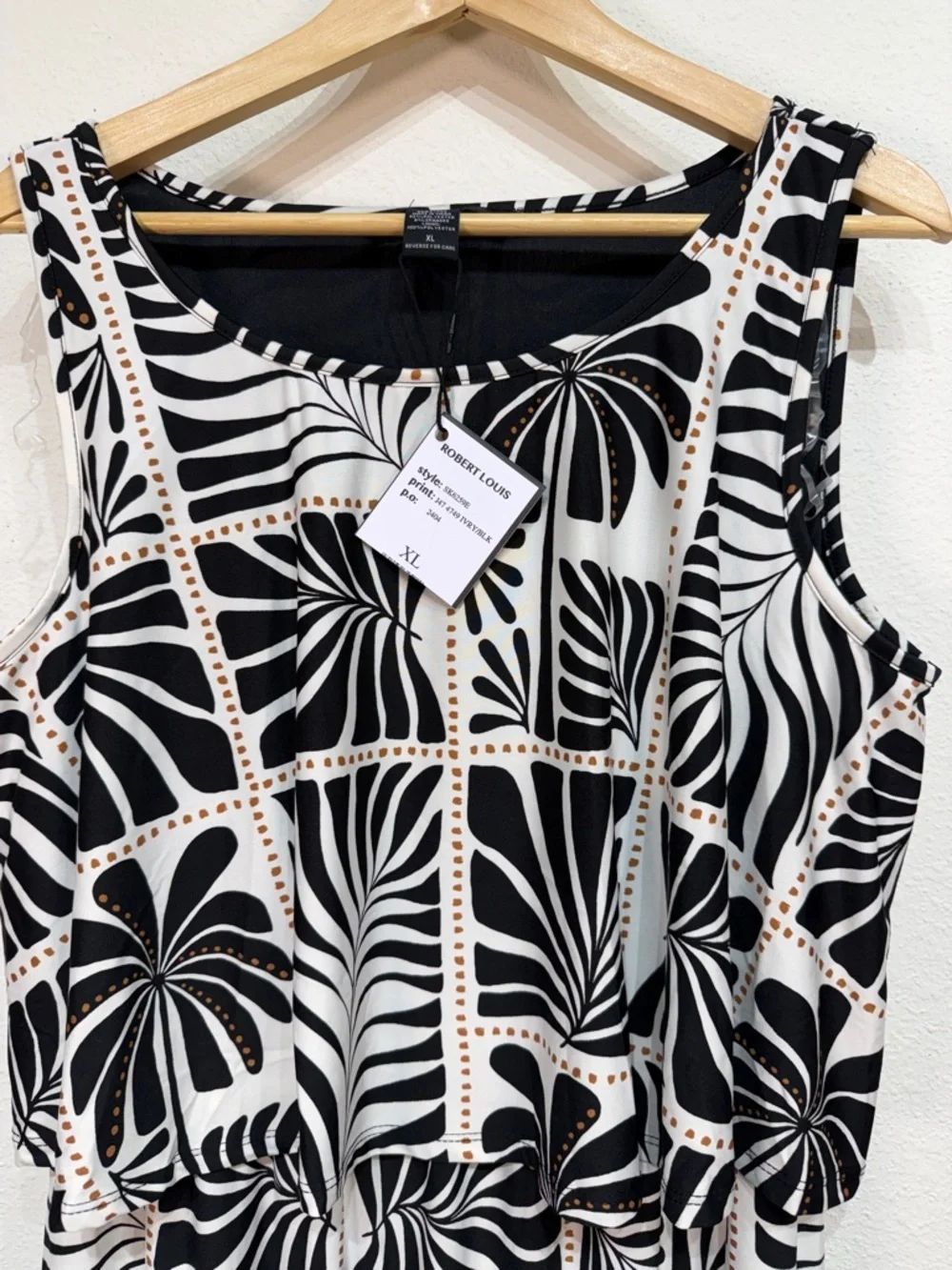 Robert Louis NWT XL Black & White Floral Graphic Maxi Dress - Picture 4 of 11